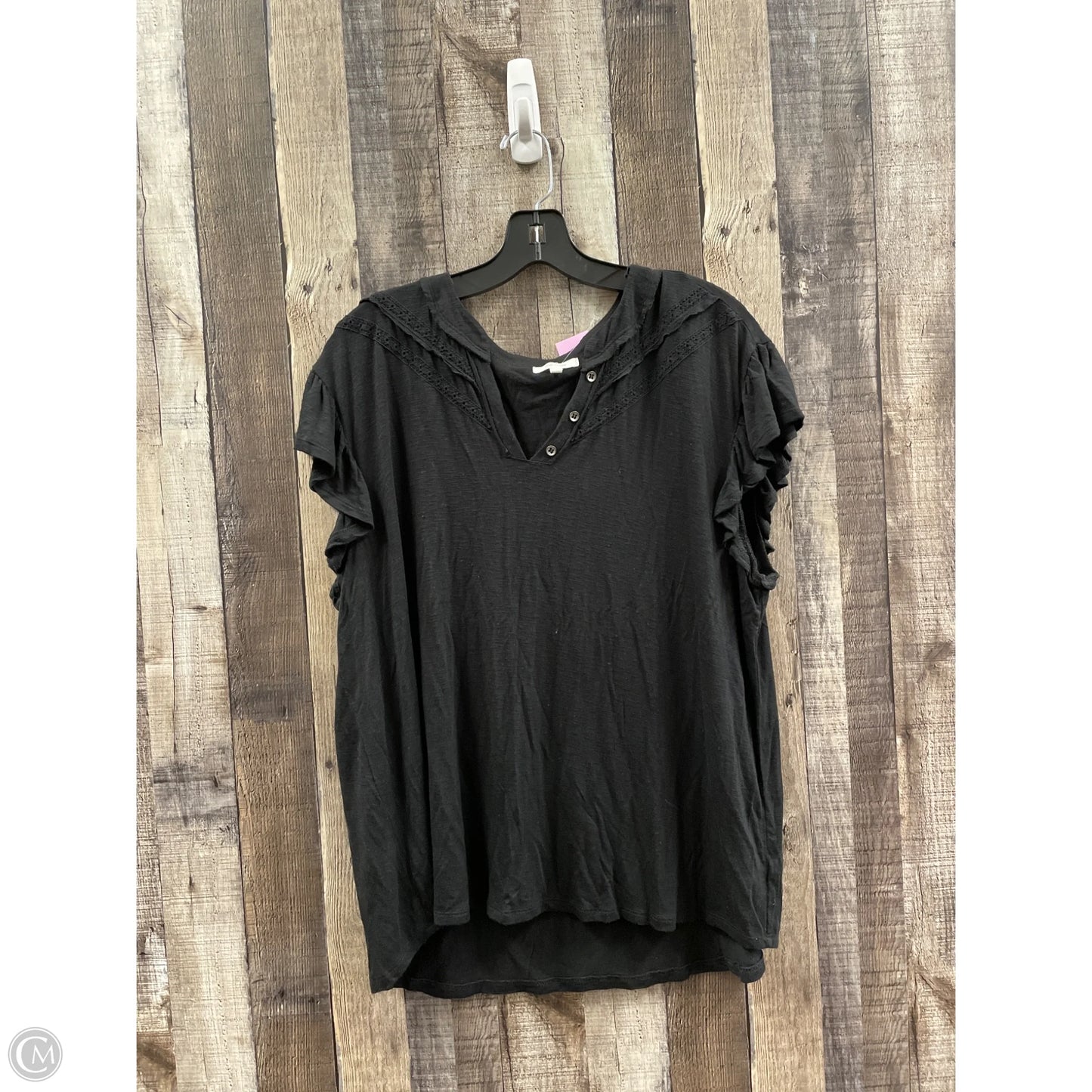 Top Short Sleeve By Maurices In Black, Size: Xxl
