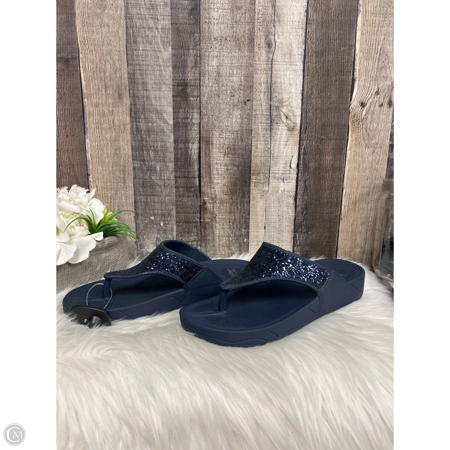 Sandals Flats By Olivia Miller In Navy, Size: 10