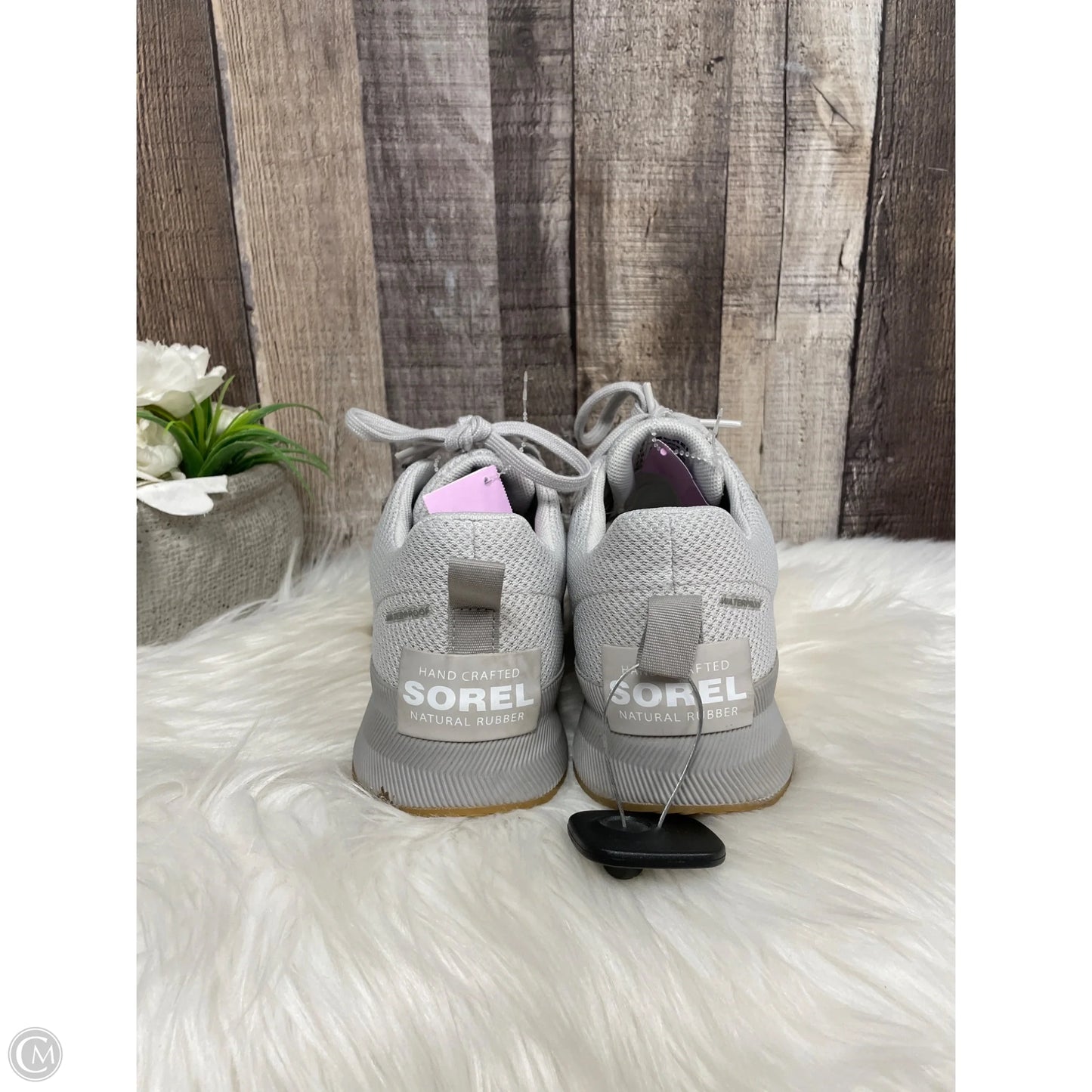 Shoes Sneakers By Sorel In Grey, Size: 8