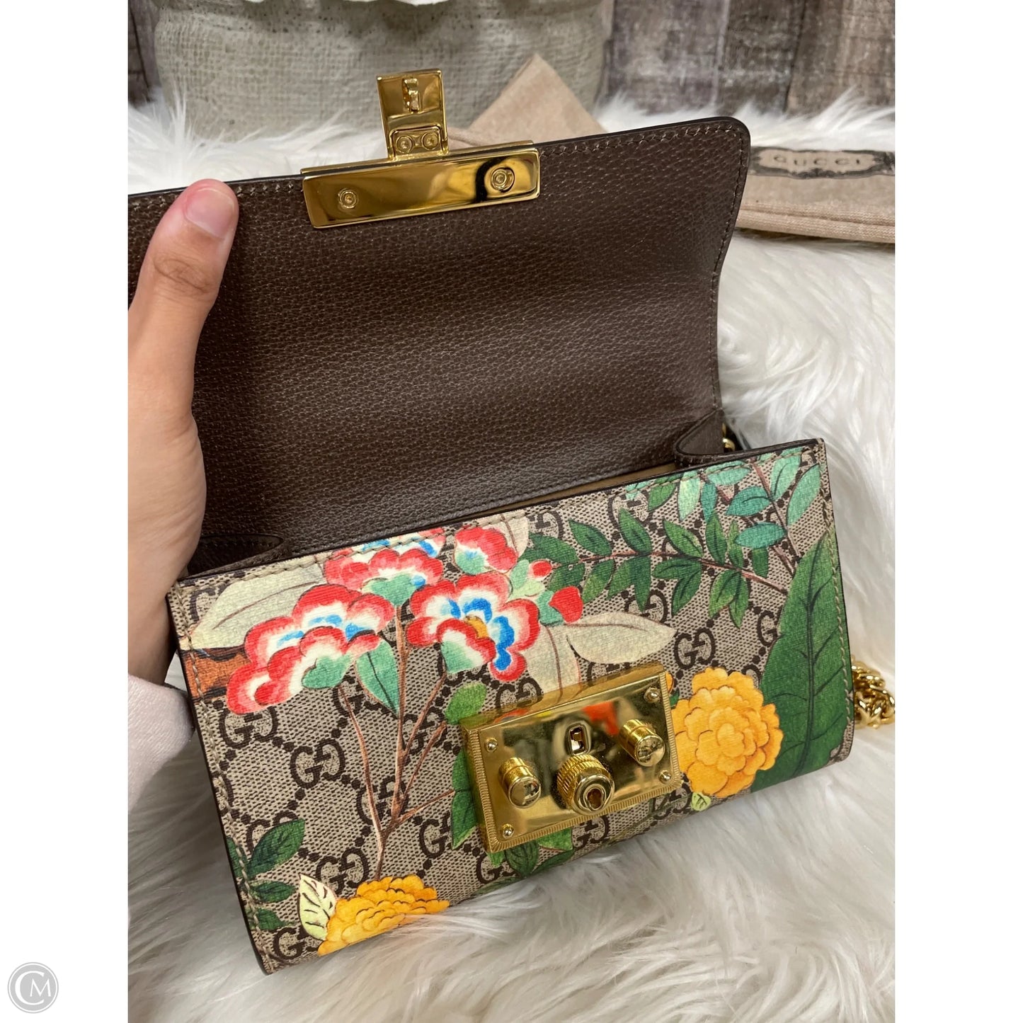 Handbag Luxury Designer By Gucci, Size: Small
