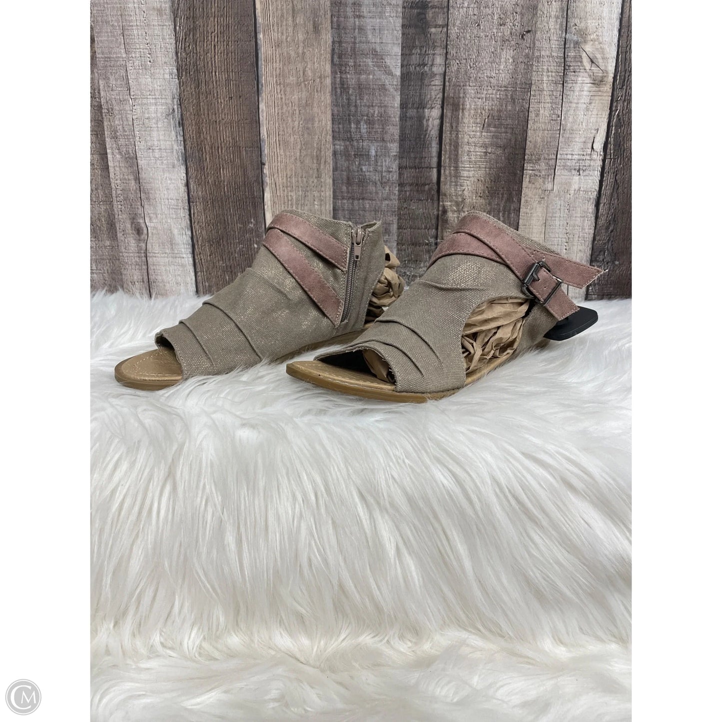 Sandals Flats By Not Rated In Tan, Size: 8.5