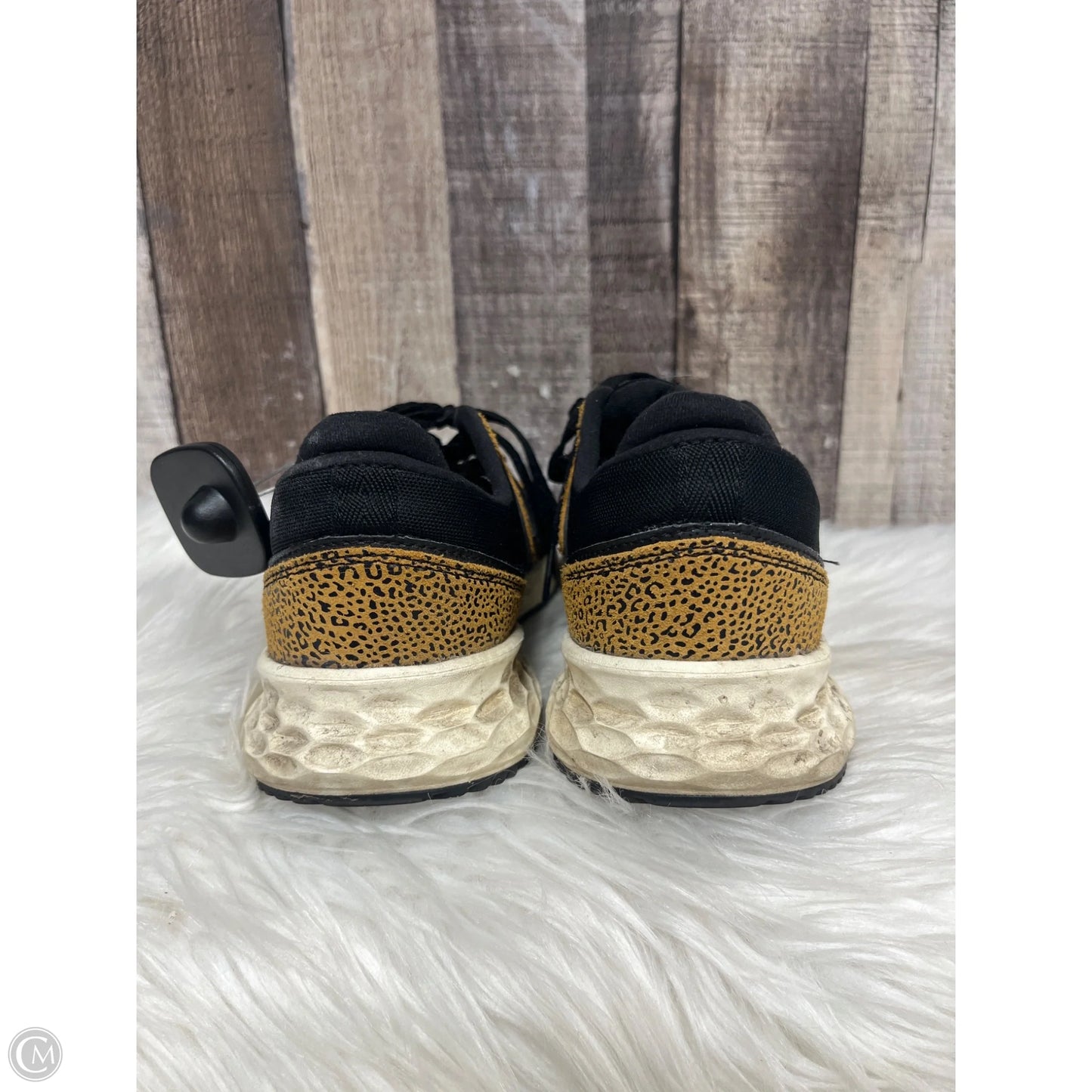 Shoes Athletic By New Balance In Multi-colored, Size: 6