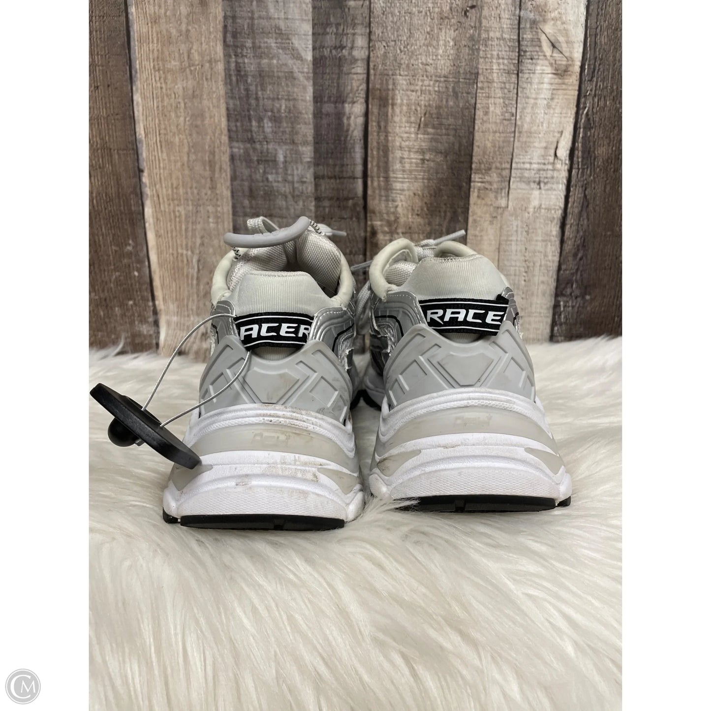 Shoes Athletic By Cmc In Grey, Size: 6
