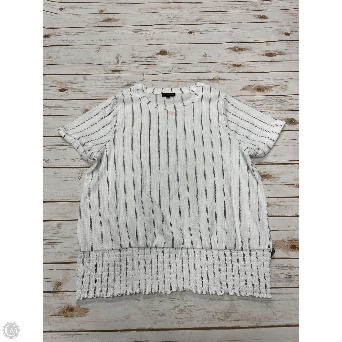 Top Short Sleeve By Lane Bryant In Black & White, Size: L