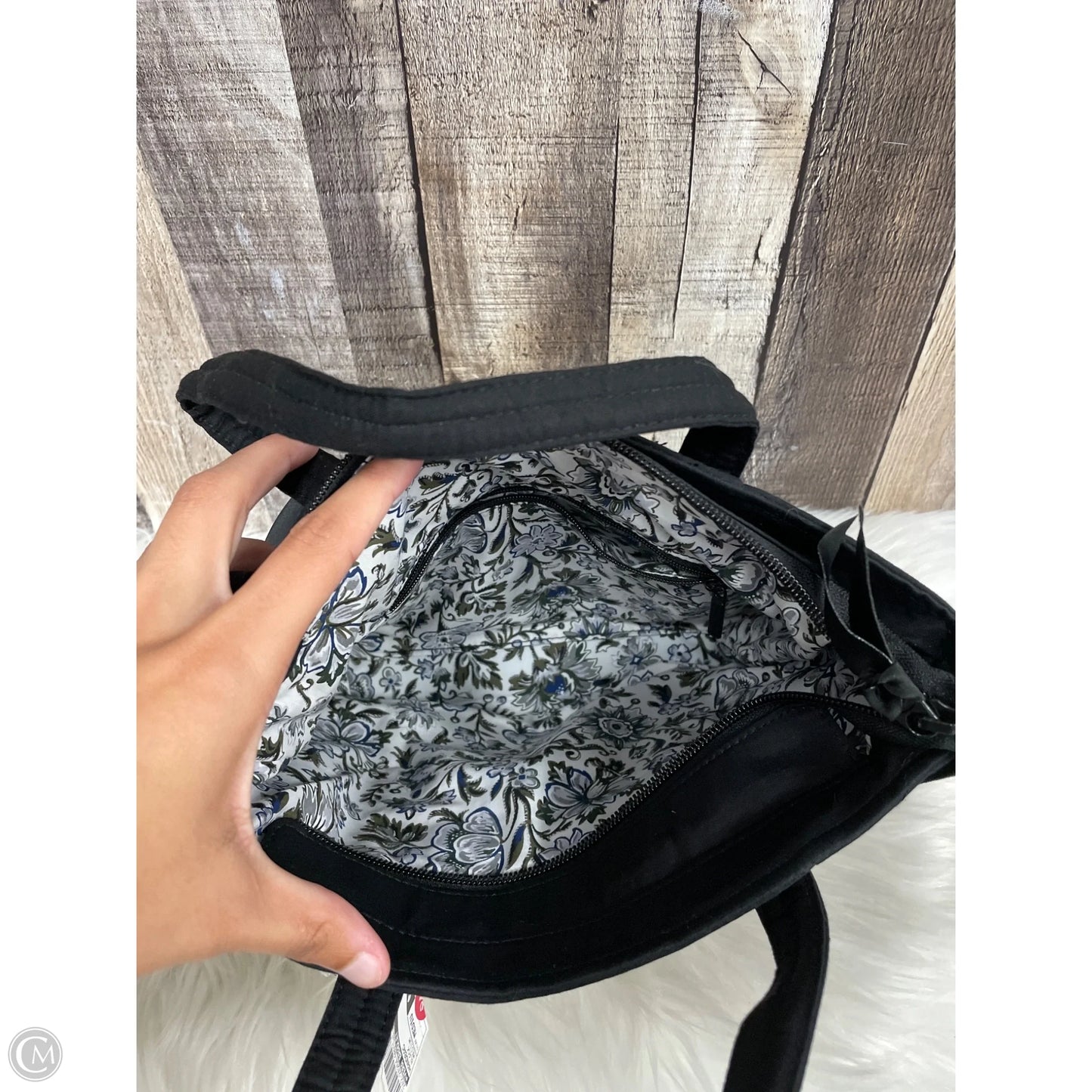 Handbag By Vera Bradley, Size: Medium