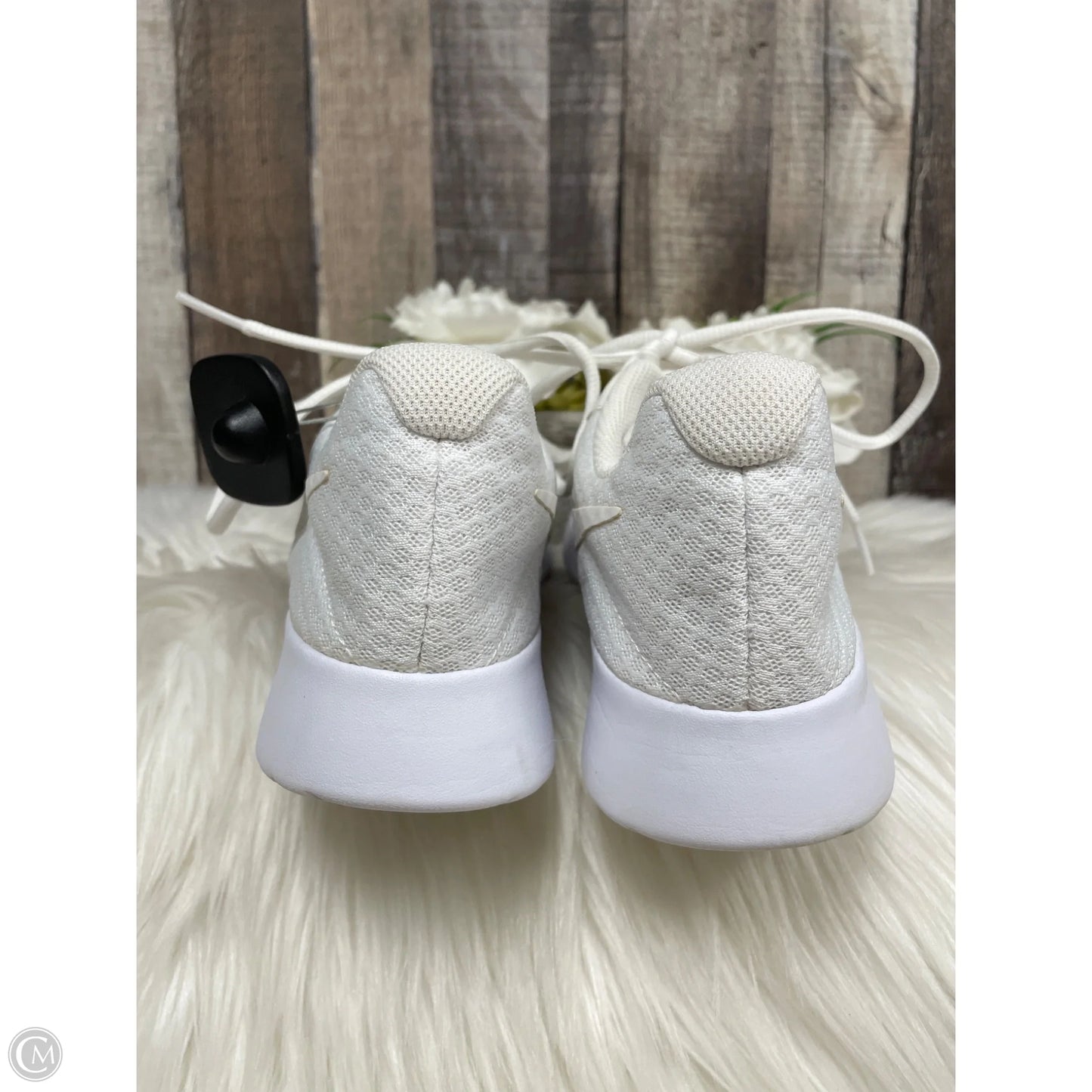 Shoes Athletic By Nike In White, Size: 8.5