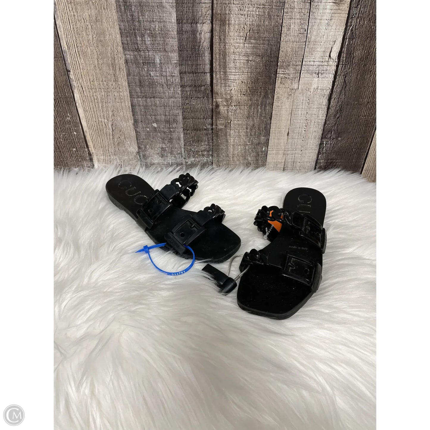 Sandals Luxury Designer By Gucci In Black, Size:4