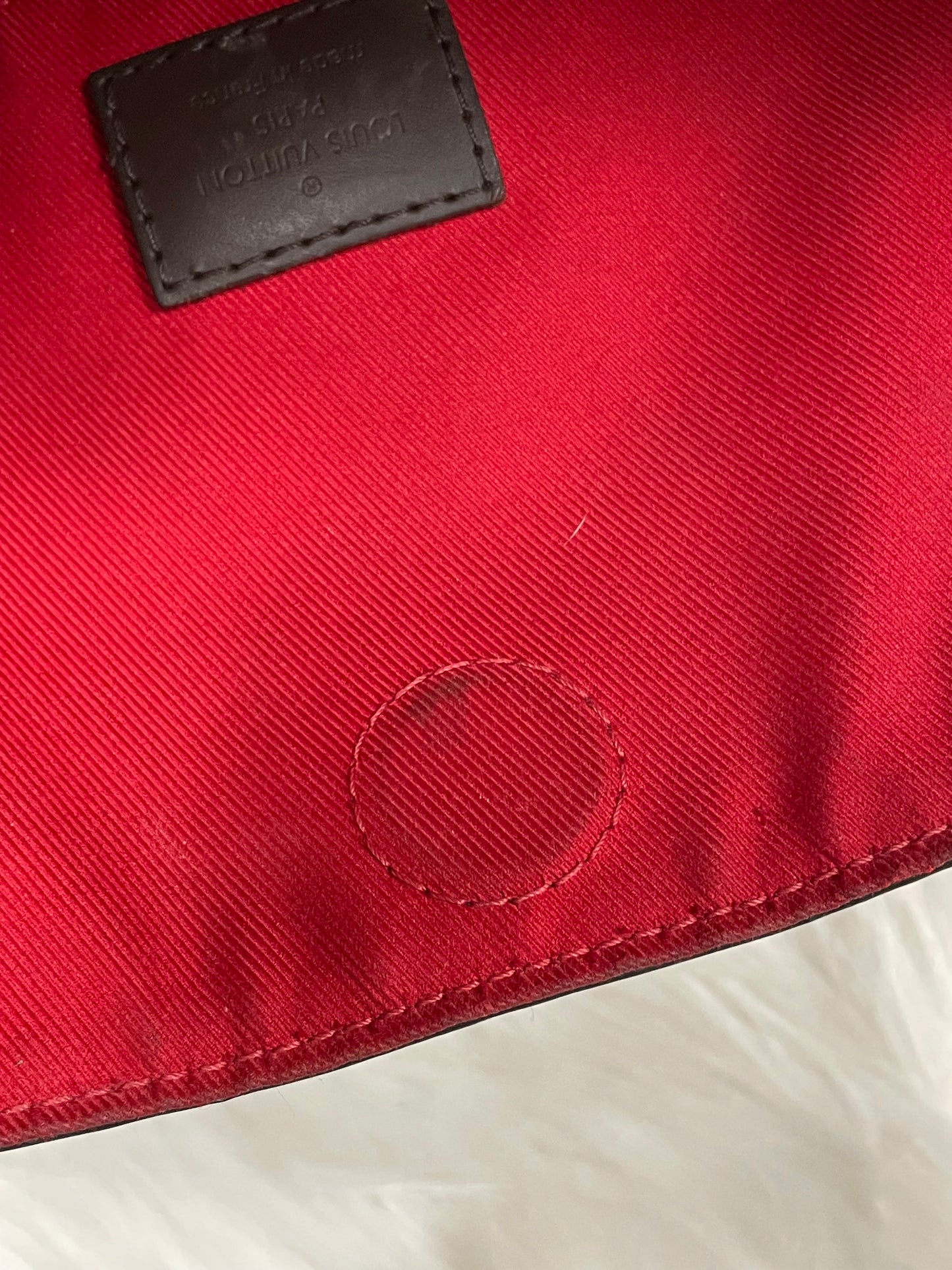 Handbag Luxury Designer By Louis Vuitton, Size: Large