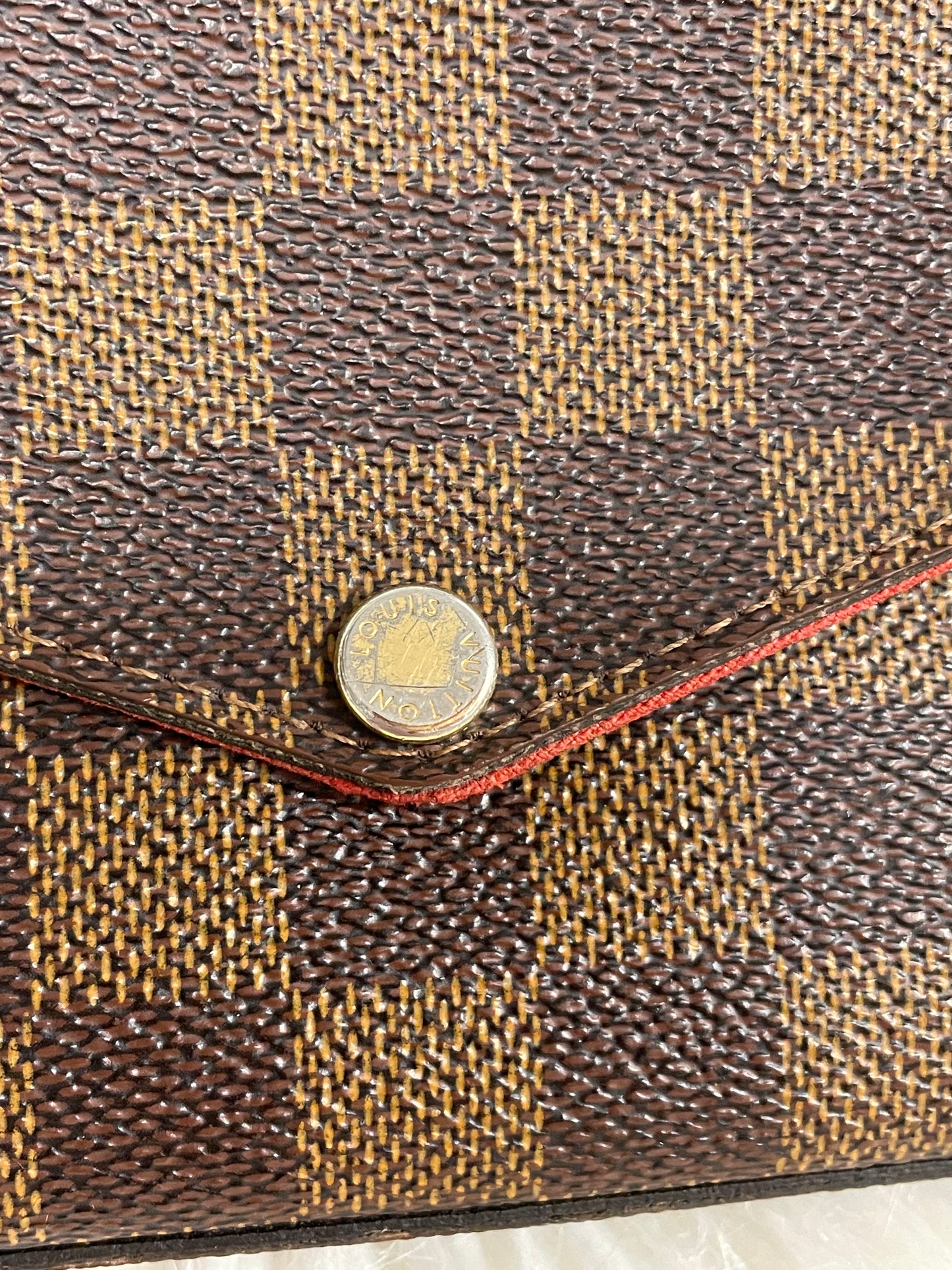Crossbody Luxury Designer By Louis Vuitton, Size: Small