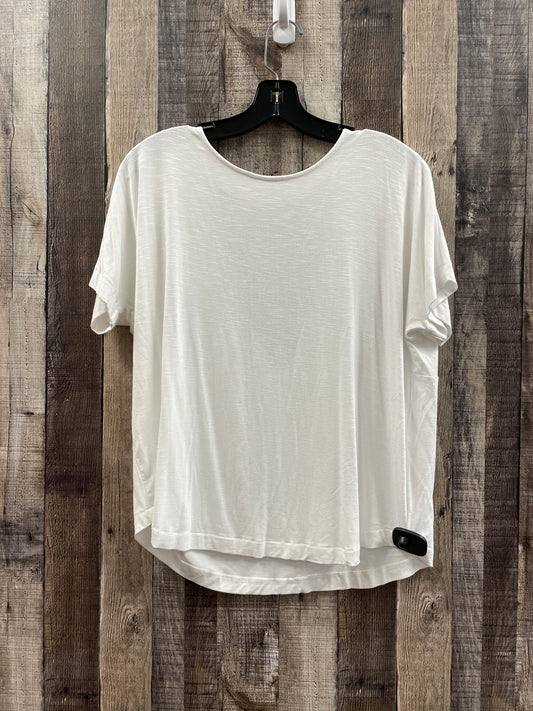 White Top Short Sleeve Soma, Size M