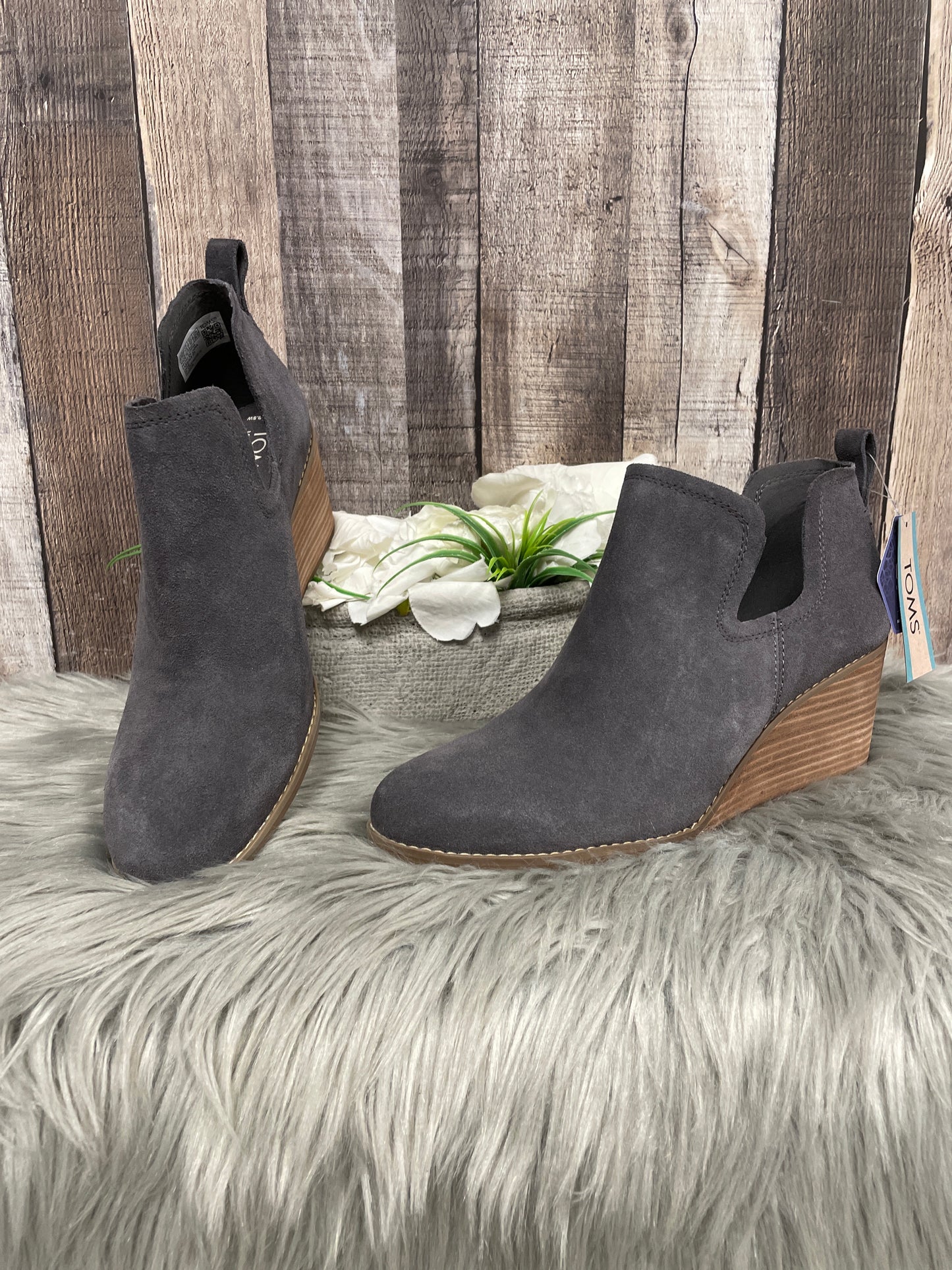 Boots Ankle Heels By Toms In Grey, Size: 9.5