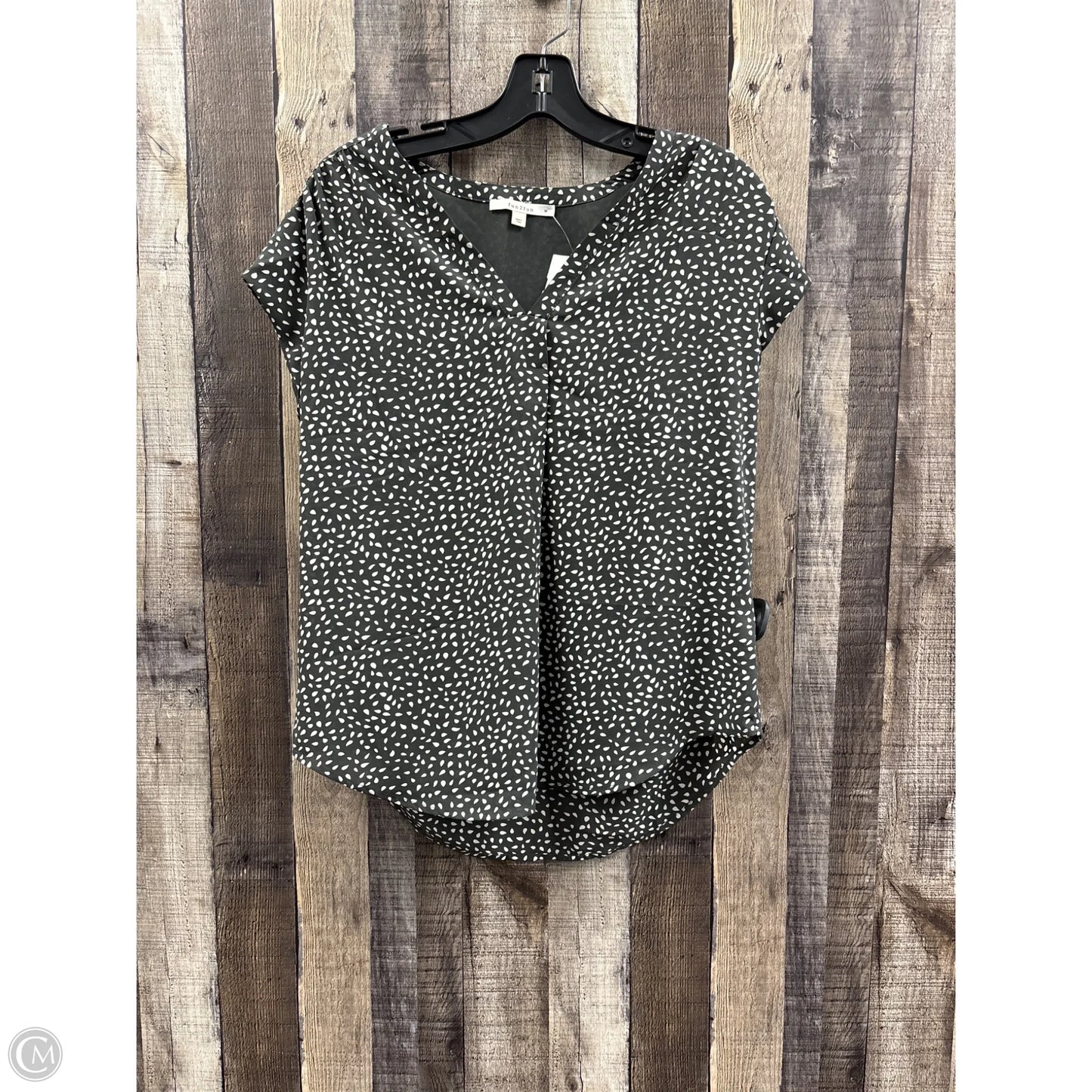 Top Short Sleeve By Fun 2 Fun In Grey & White, Size: M