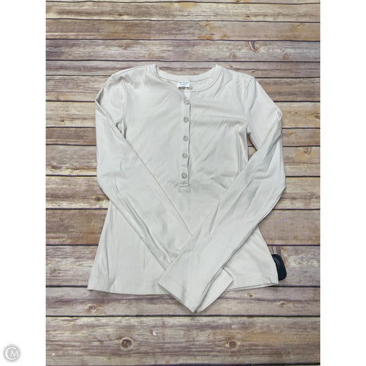 Athletic Top Long Sleeve Crewneck By Athleta In Cream, Size: Xxs