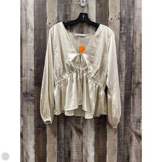Top Long Sleeve By Abercrombie And Fitch In Tan, Size: Xl