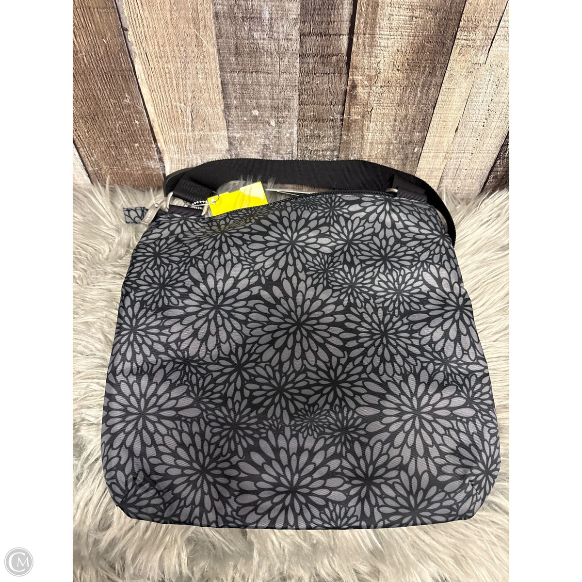 Crossbody By Baggallini, Size: Large
