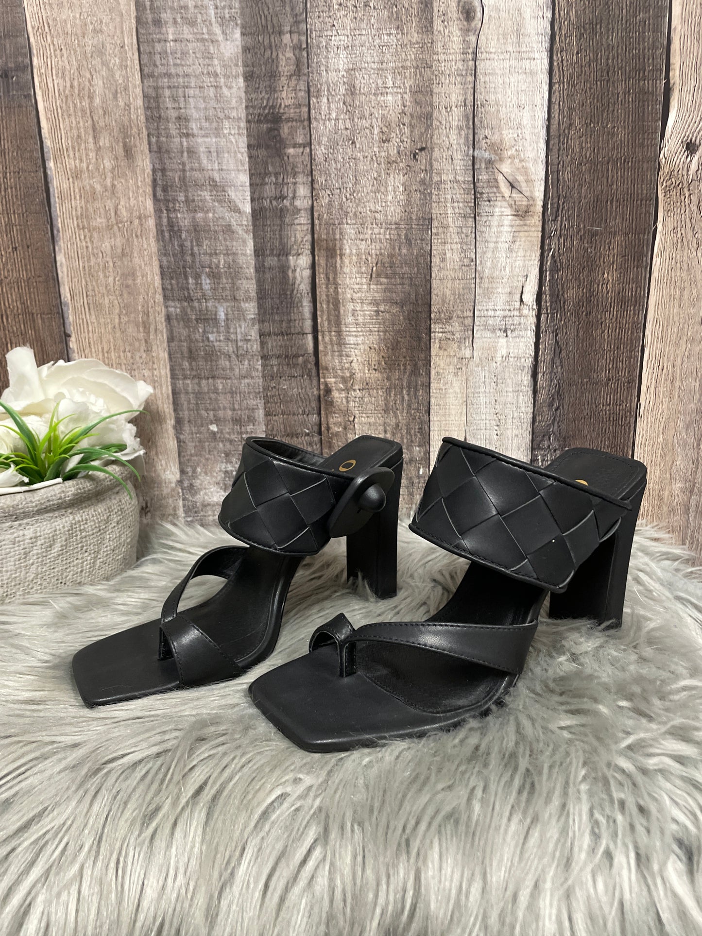 Black Sandals Heels Stiletto Clothes Mentor, Size 7.5