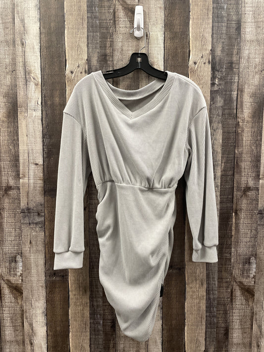 Dress Casual Midi By Shein In Grey, Size: L