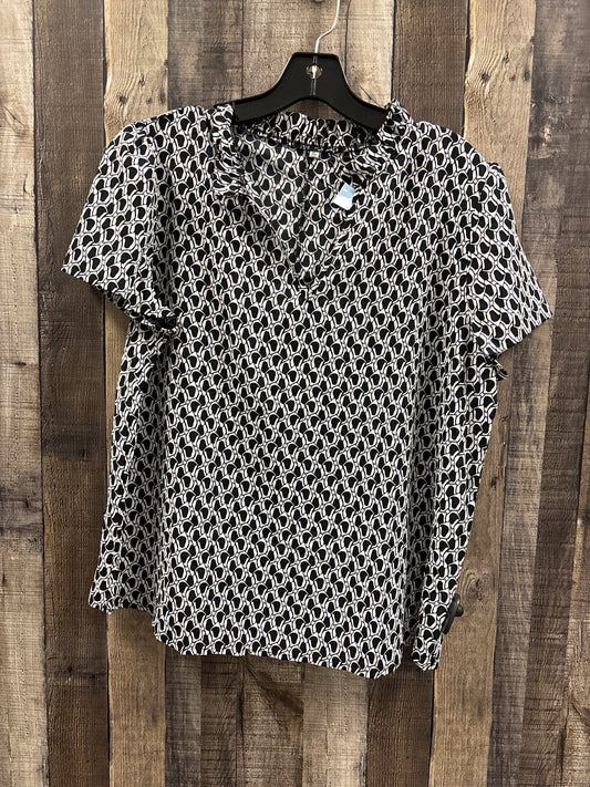 Top Short Sleeve By Cmf In Black & White, Size: Xl