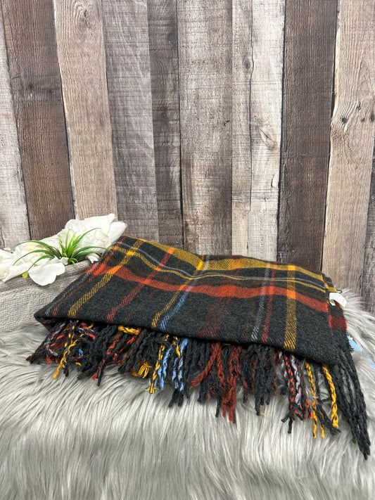 Scarf Winter By Cmf In Plaid Pattern