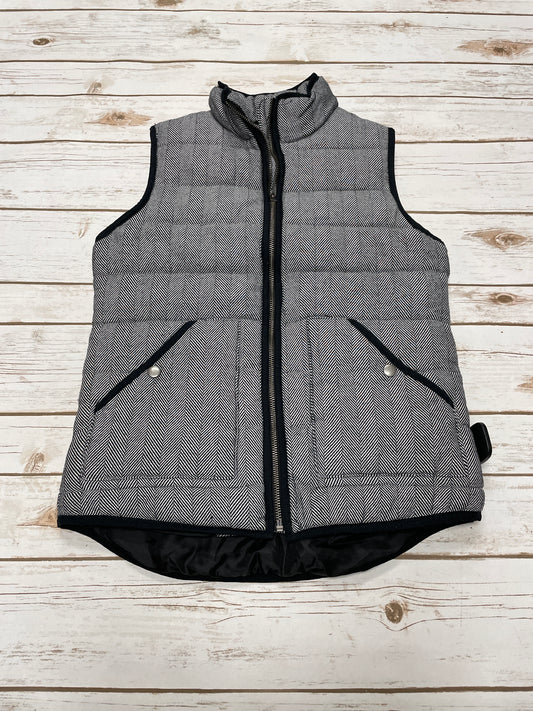 Vest Puffer & Quilted By A New Day In Chevron Pattern, Size: S