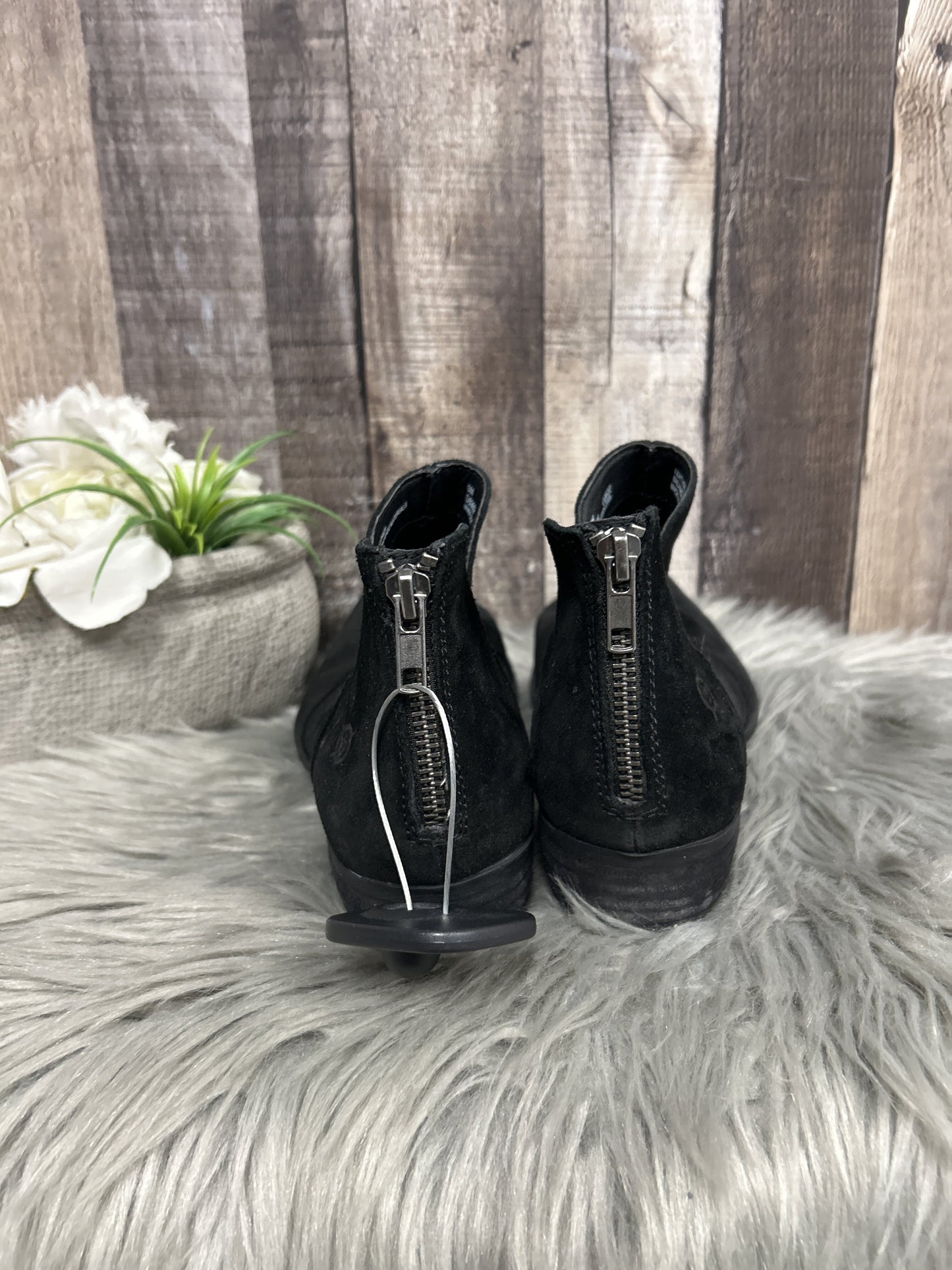 Boots Ankle Flats By Born  Size: 8