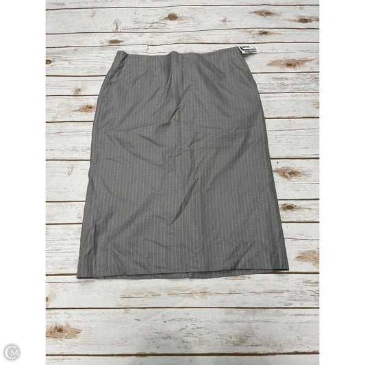Skirt Midi By Banana Republic In Grey, Size: 4