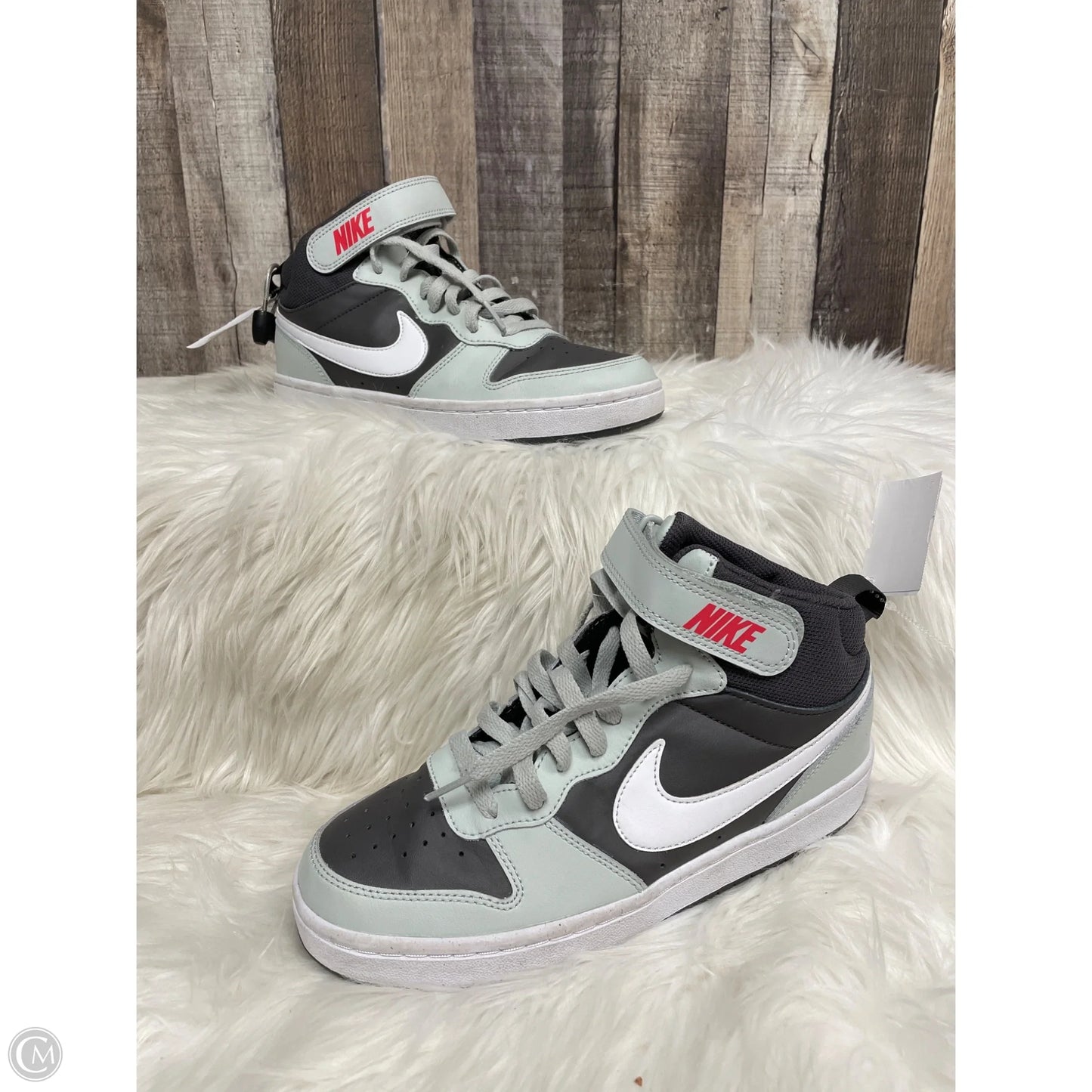 Shoes Athletic By Nike In Multi-colored, Size: 8