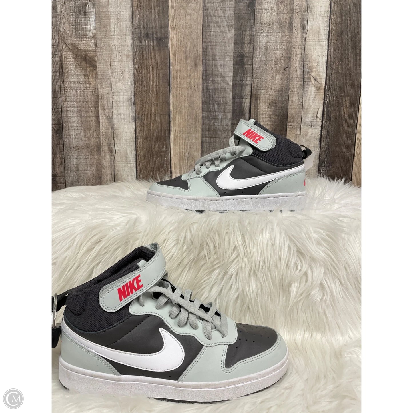 Shoes Athletic By Nike In Multi-colored, Size: 8