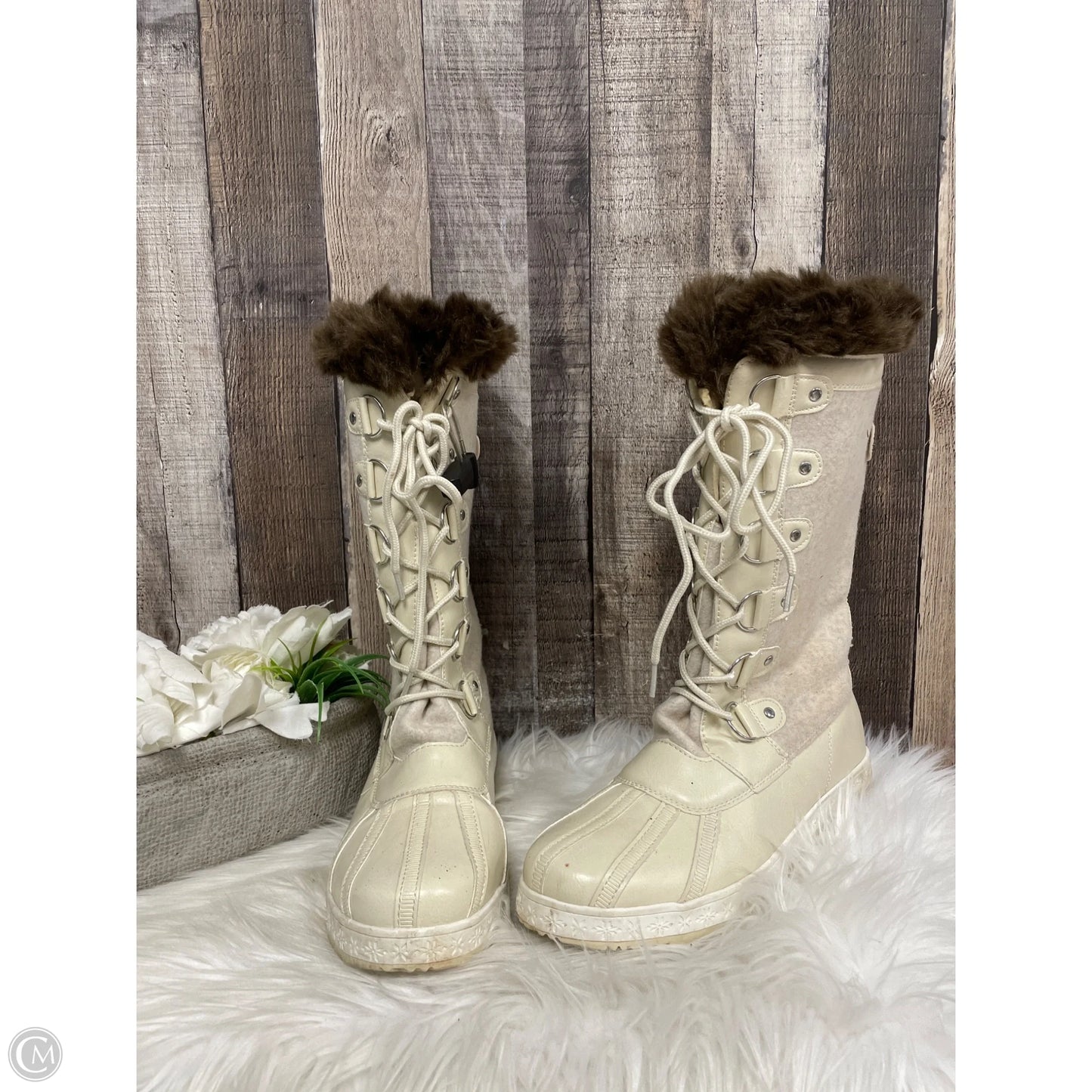 Boots Mid-calf Flats By Shoedazzle In Cream, Size: 8