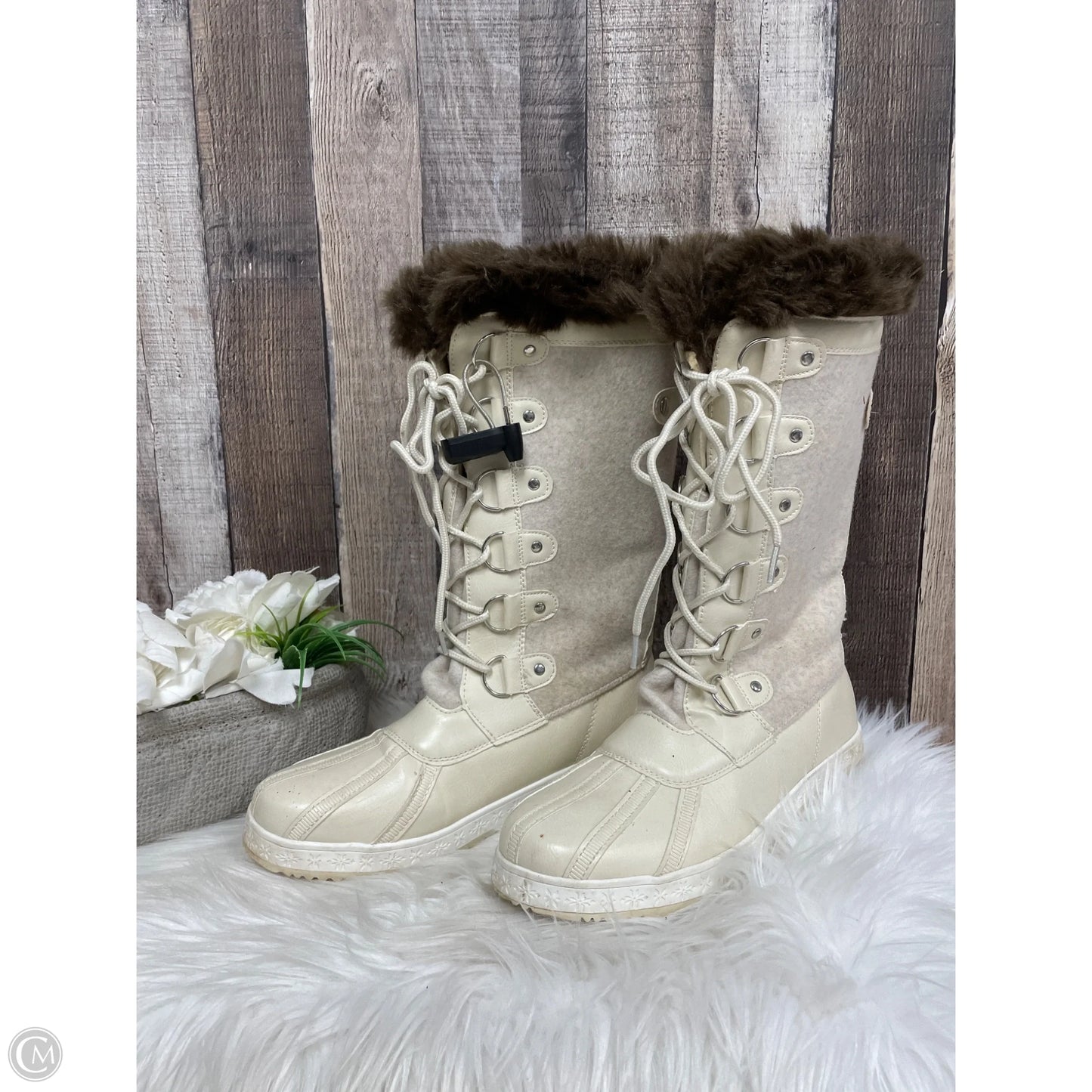 Boots Mid-calf Flats By Shoedazzle In Cream, Size: 8