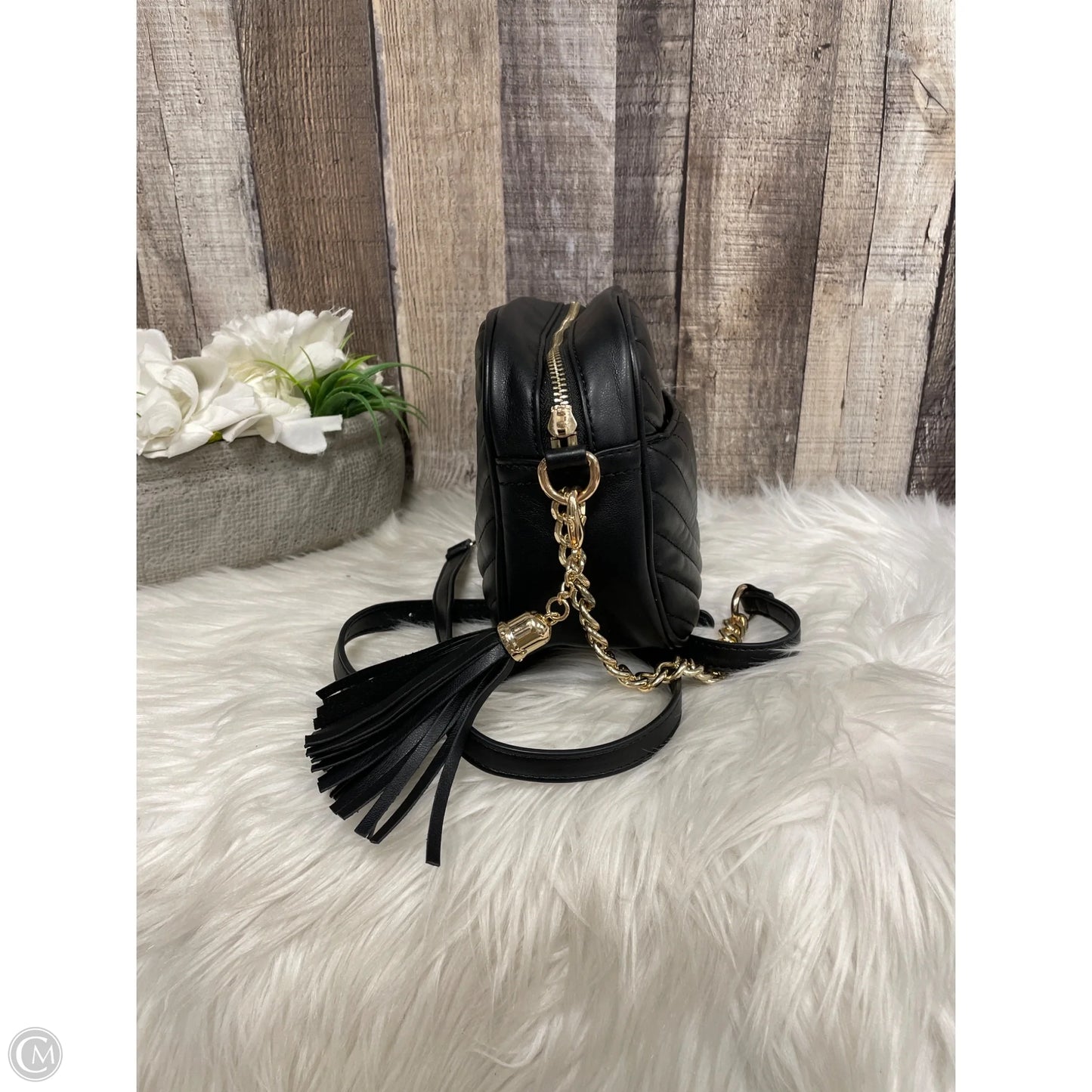 Crossbody By Cmf, Size: Small