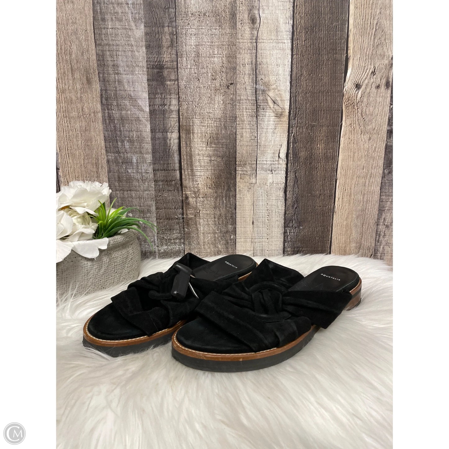 Sandals Flats By Aquatalia In Black, Size: 8