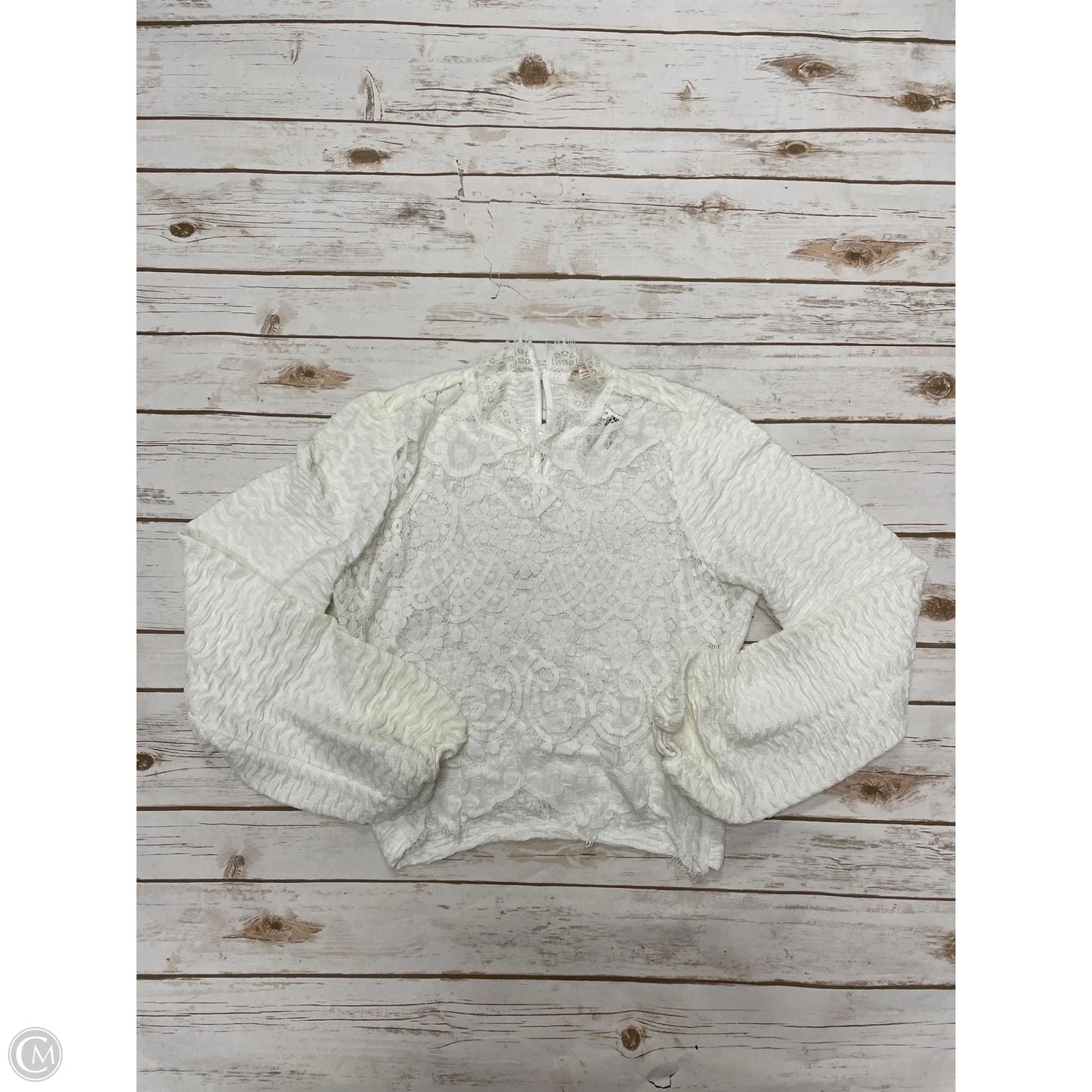 Top Long Sleeve By Cme In White, Size: M