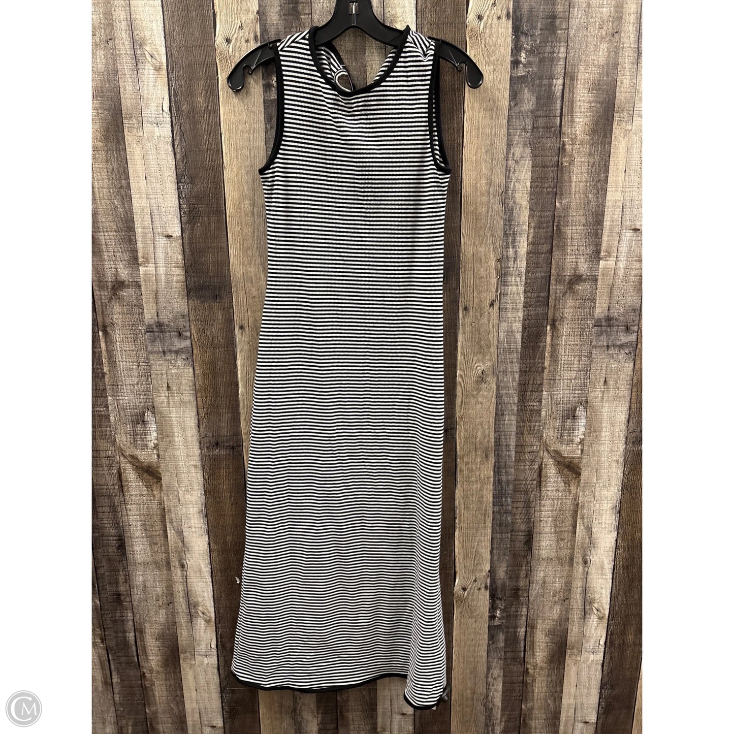 Dress Casual Maxi By Cmf In Striped Pattern, Size: S