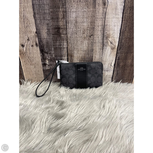Wristlet Designer By Coach, Size: Small