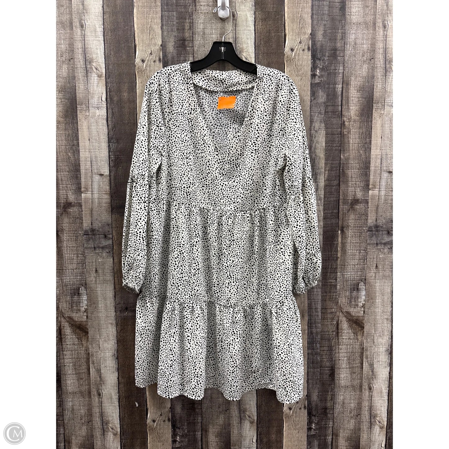 Dress Casual Short By Cmf In Animal Print, Size: S