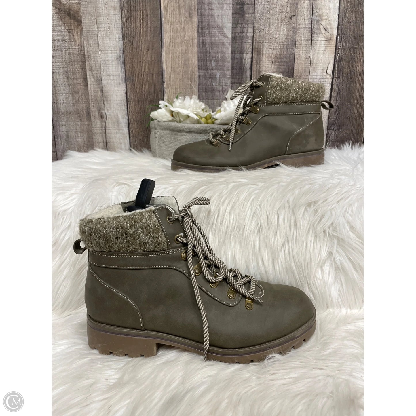 Boots Ankle Heels By Falls Creek In Green, Size: 9