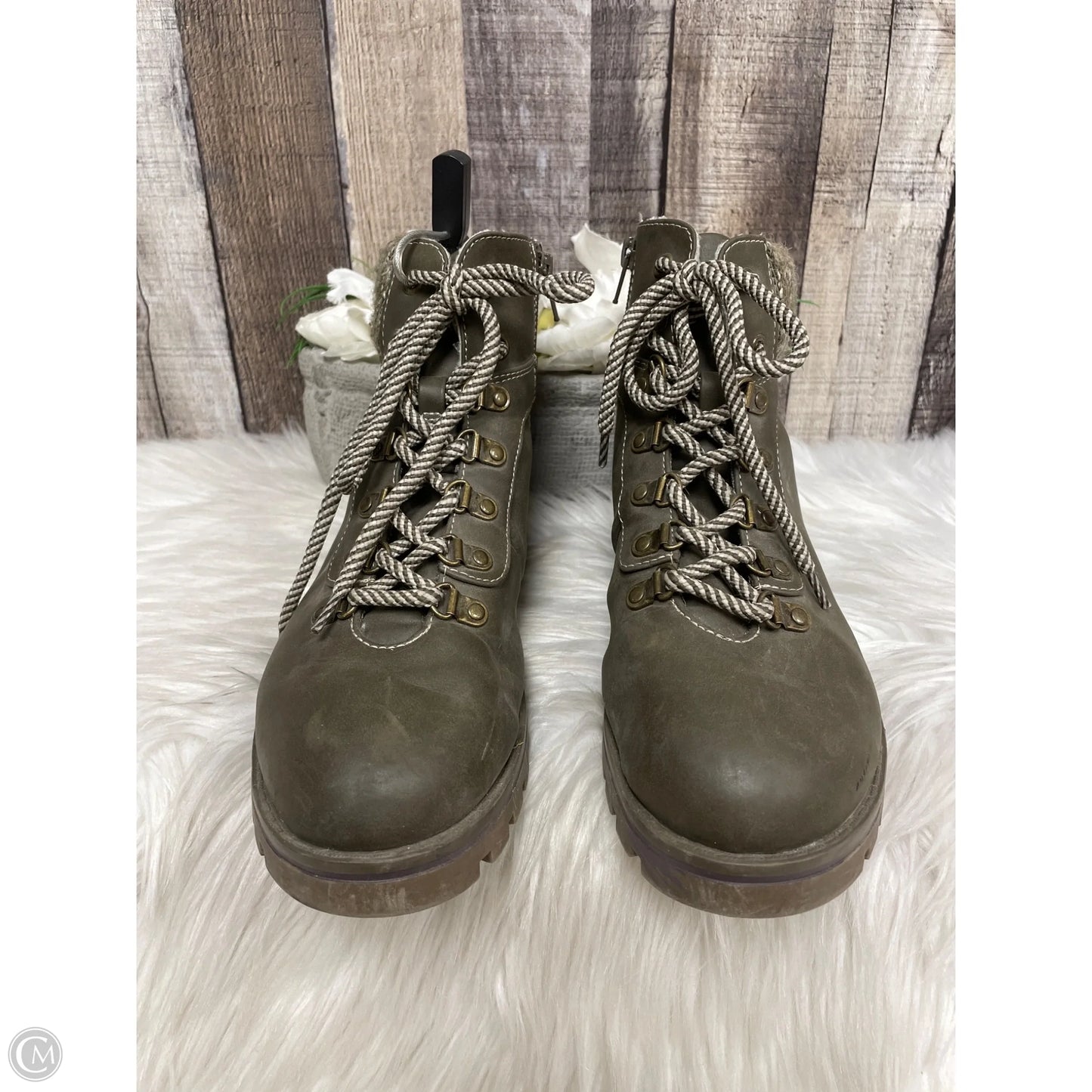 Boots Ankle Heels By Falls Creek In Green, Size: 9