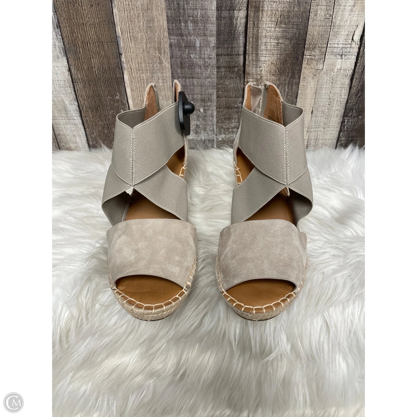 Sandals Heels Wedge By Gentle Souls In Taupe, Size: 10