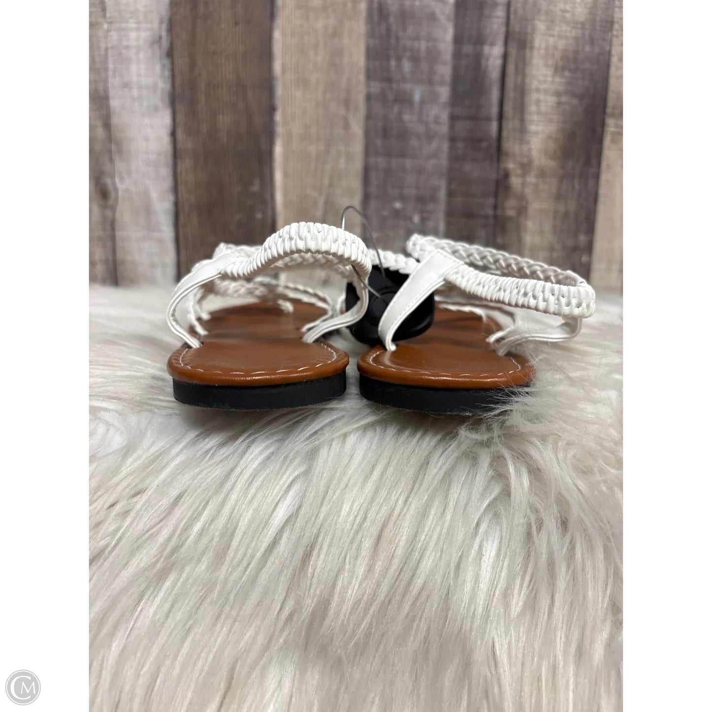 Sandals Flats By Cmf In White, Size: 7