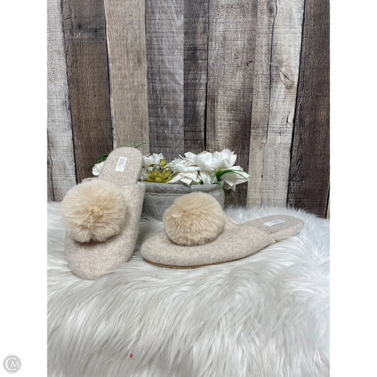 Slippers By Stars Above In Cream, Size: 7