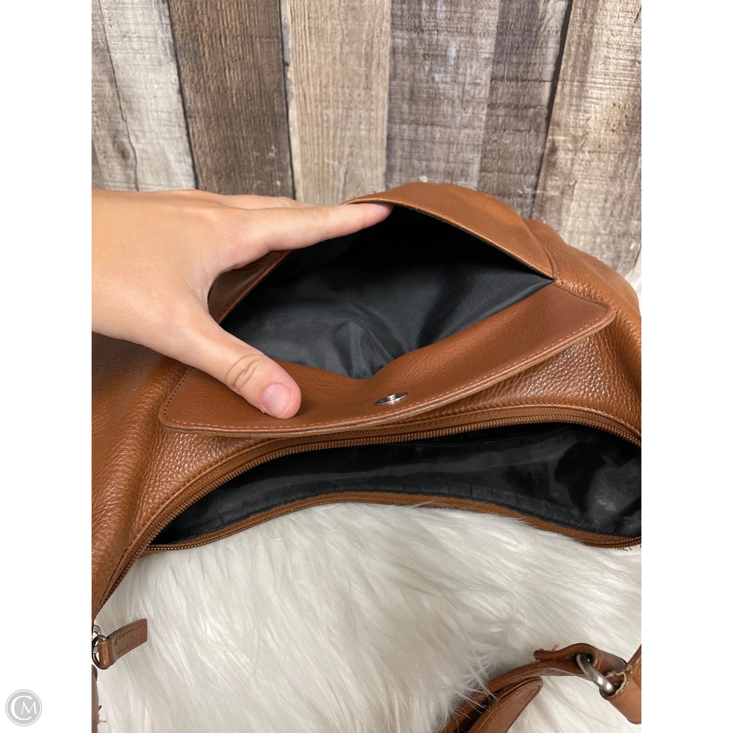 Handbag Leather By Stone Mountain, Size: Medium