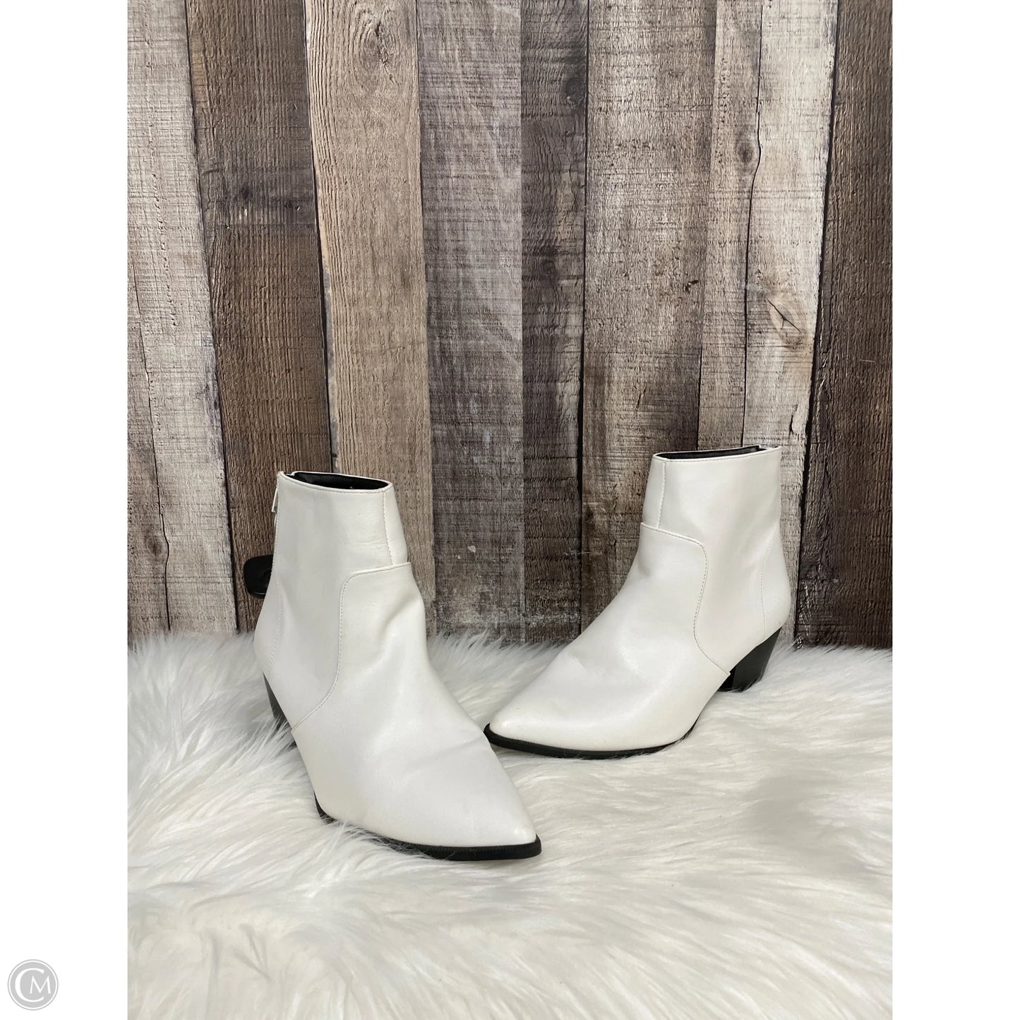 Boots Ankle Heels By Qupid In White, Size: 7
