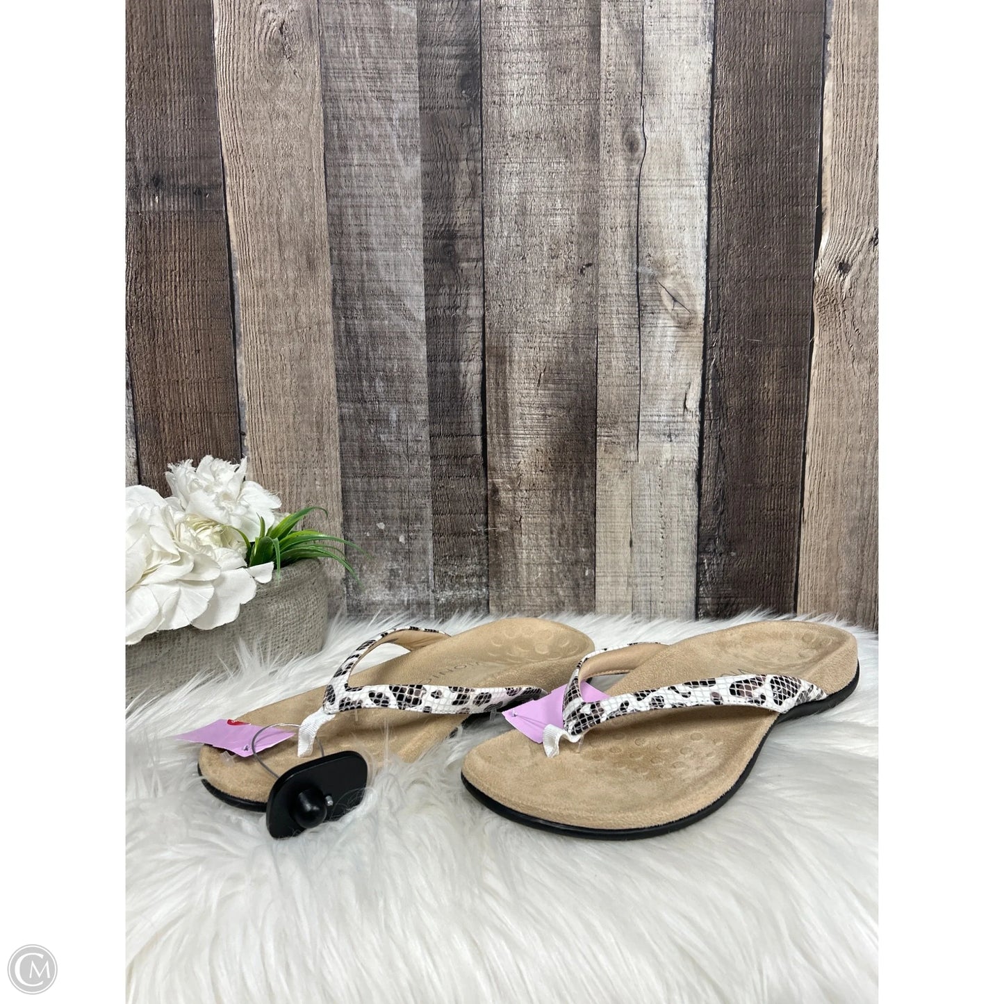 Sandals Flats By Vionic In Snakeskin Print, Size: 8