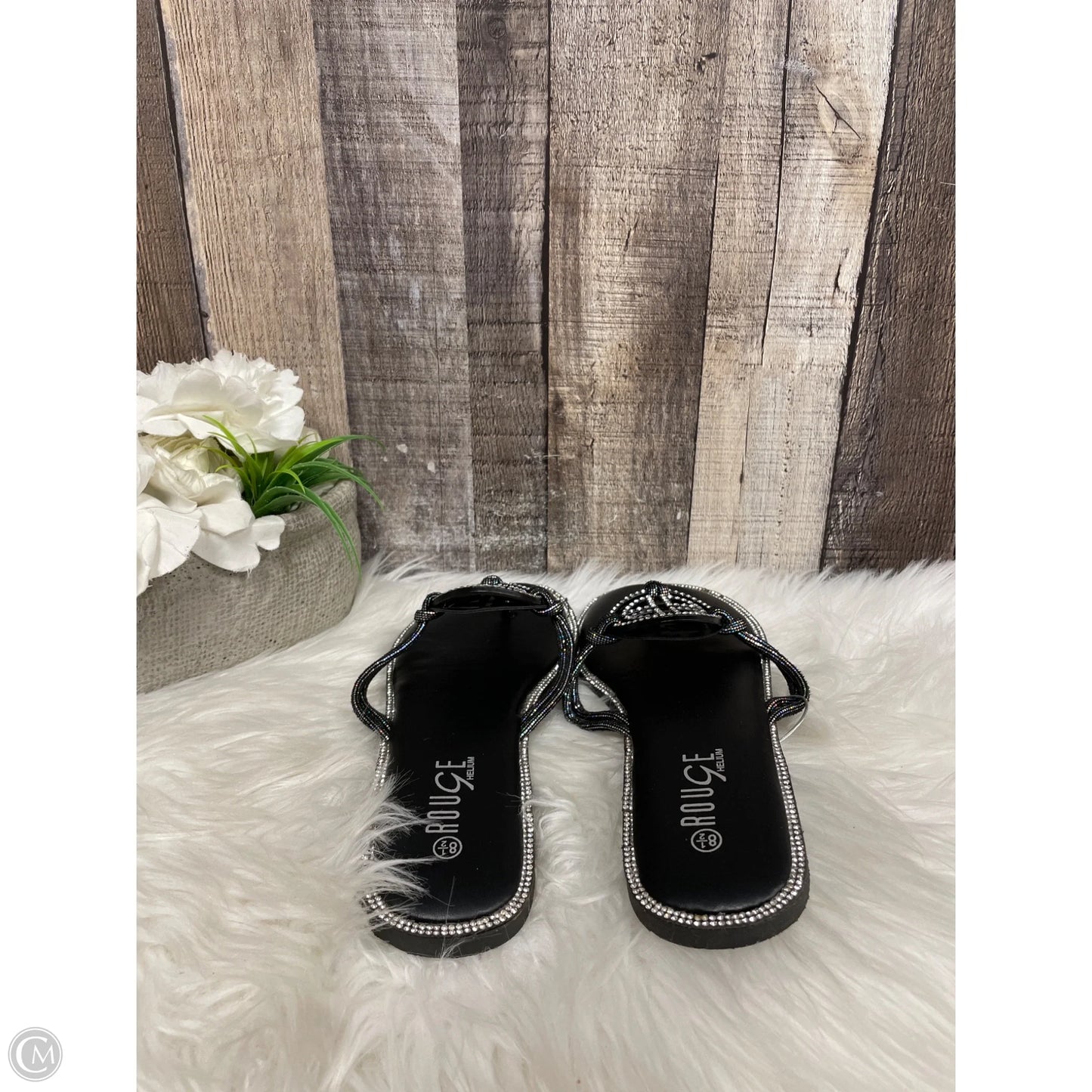 Sandals Flats By Rouge In Black, Size: 8.5