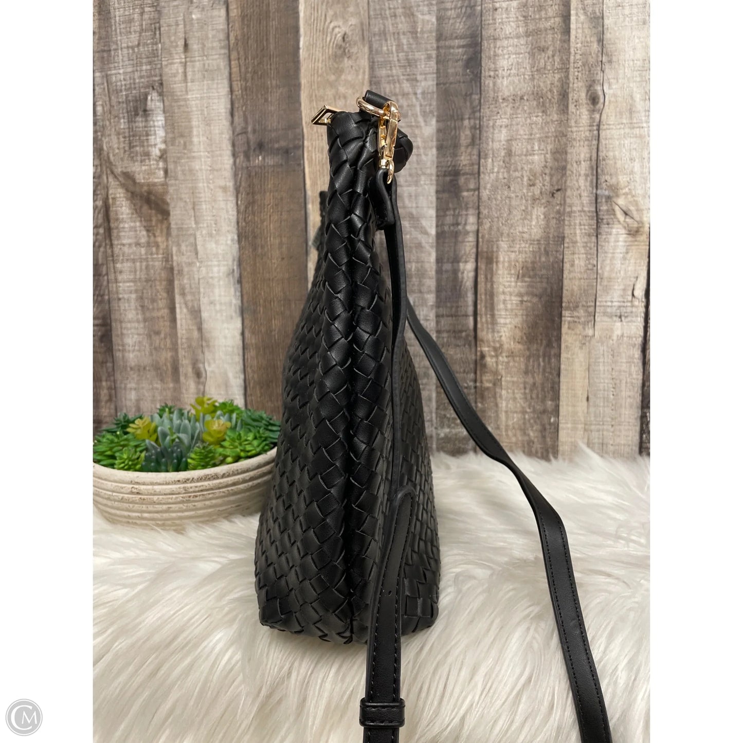 Crossbody By Urban Expressions, Size: Large