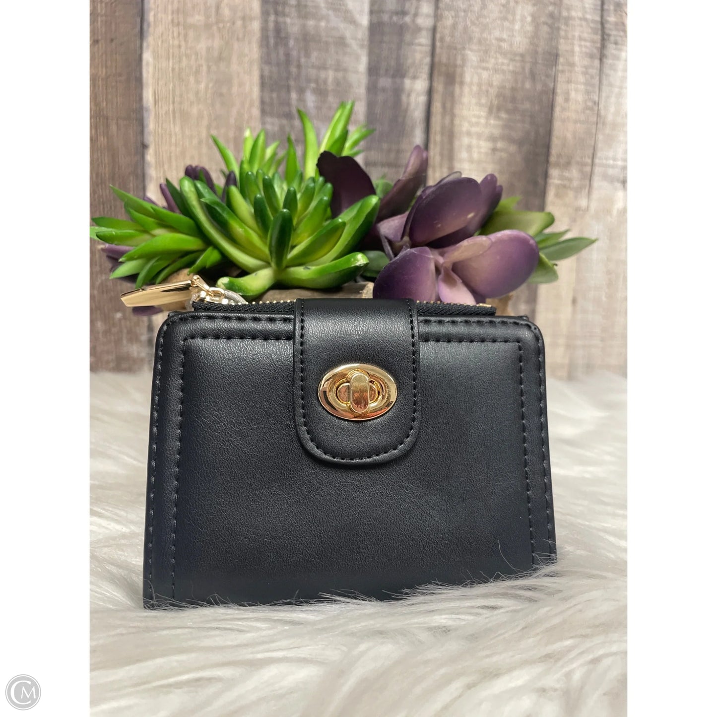 Wallet By Cmf, Size: Small