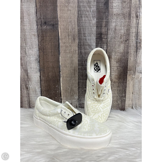 Shoes Flats By Vans In Tan & White, Size: 9.5