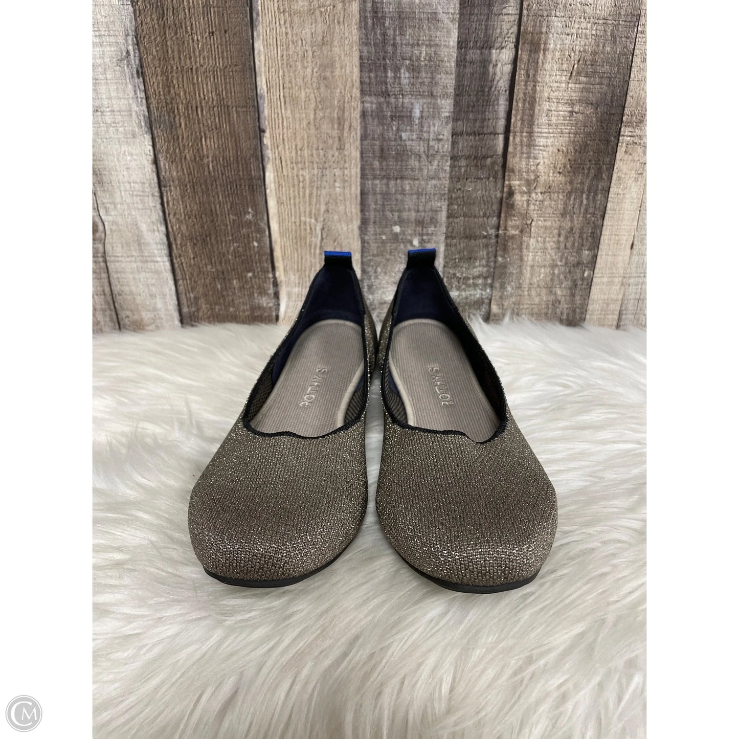 Shoes Flats By Rothys In Silver, Size: 10