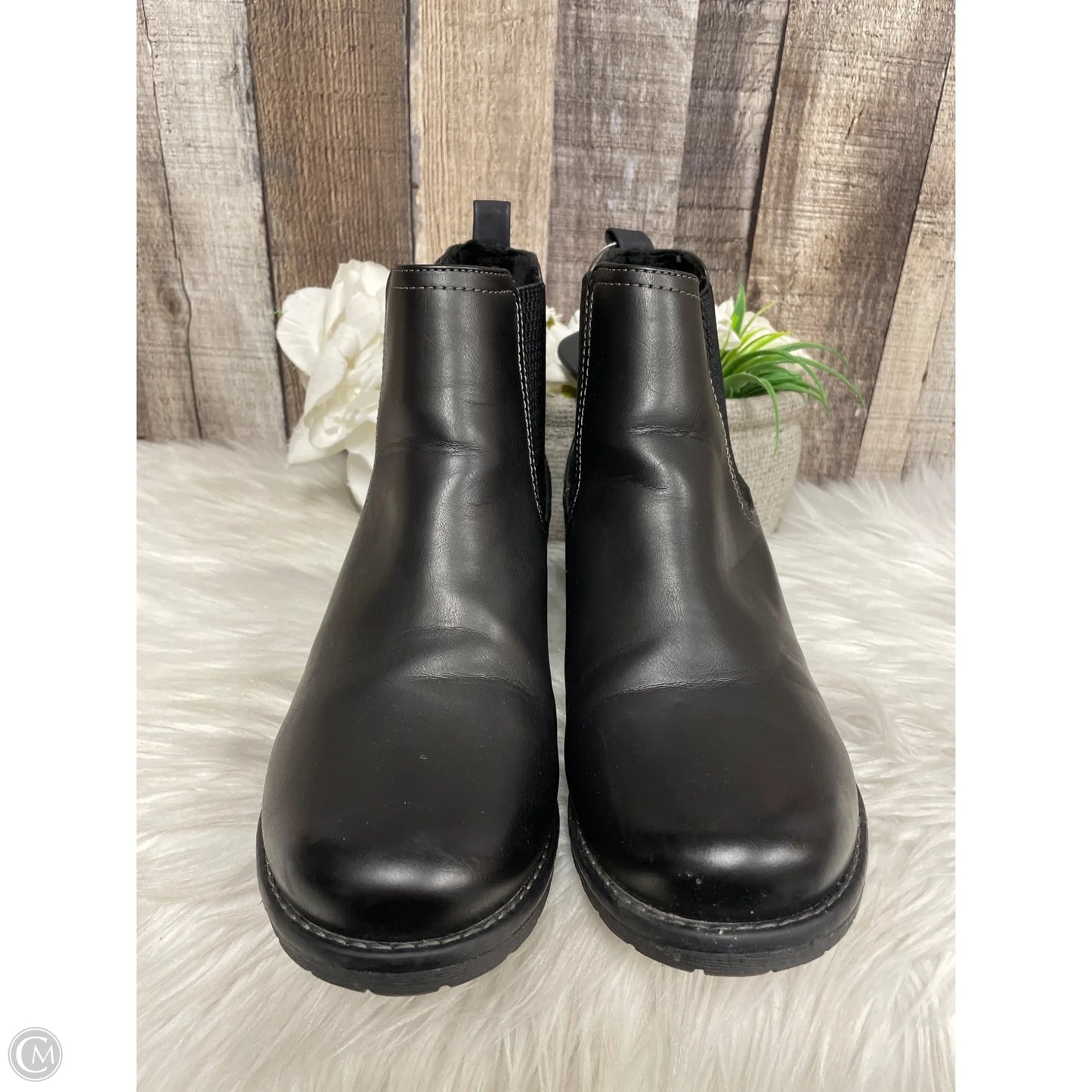 Boots Ankle Flats By Eastland In Black, Size: 7.5